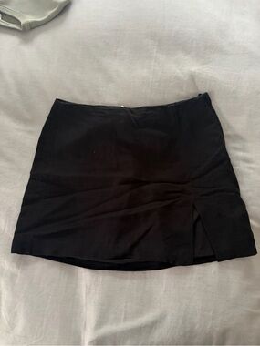 H&M Black linen Mini Skirt with Side Slit